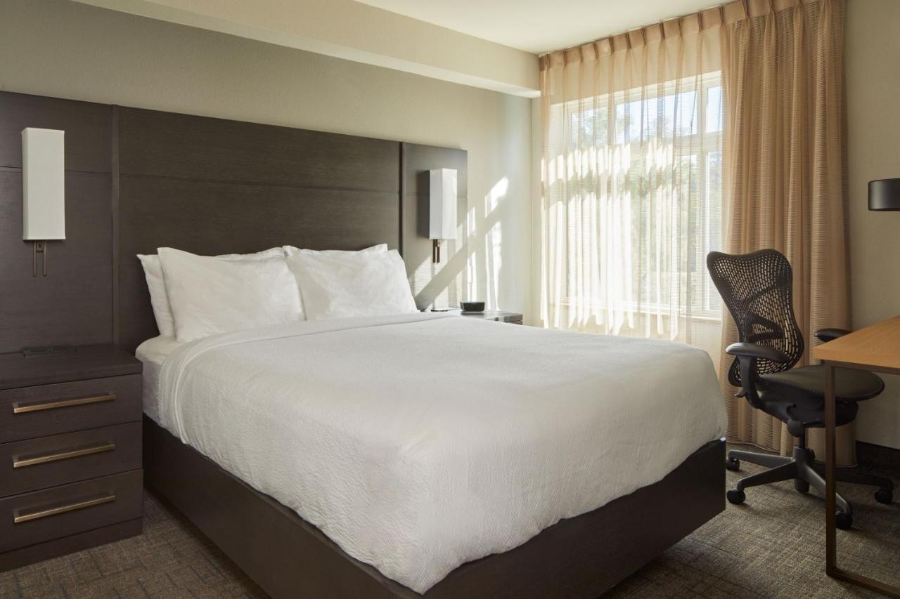 Residence Inn Los Angeles Уестлейк Вилидж Екстериор снимка