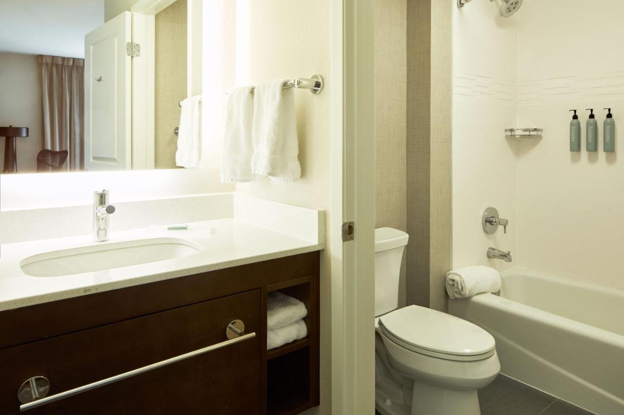 Residence Inn Los Angeles Уестлейк Вилидж Екстериор снимка