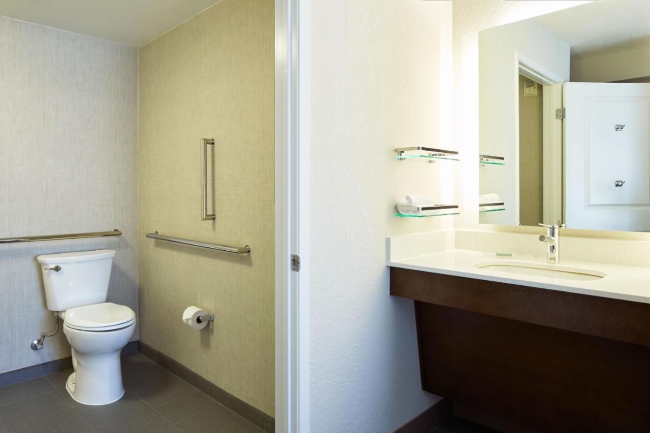 Residence Inn Los Angeles Уестлейк Вилидж Екстериор снимка