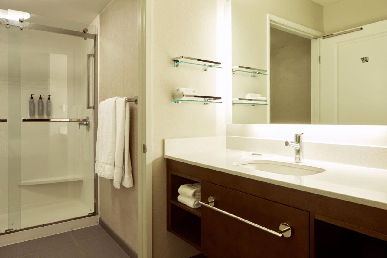 Residence Inn Los Angeles Уестлейк Вилидж Екстериор снимка